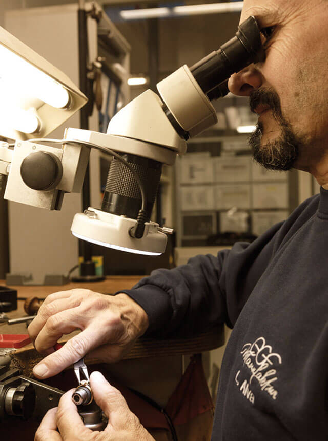 Uchopování — kamenné zasazení